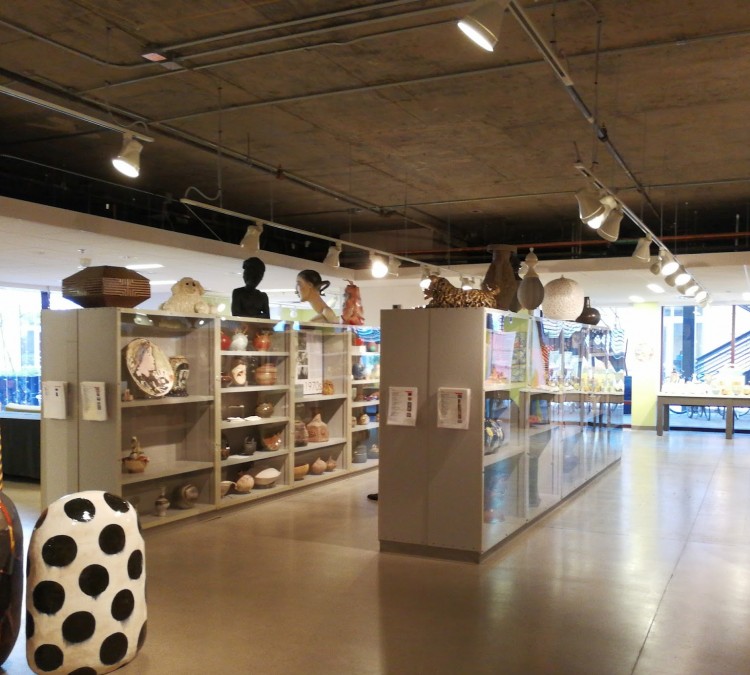 asu-art-museum-ceramics-research-center-photo